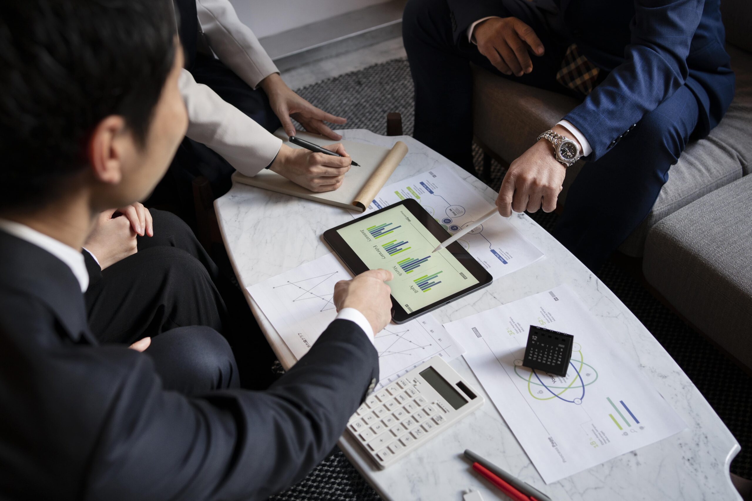 M&A transaction lawyers in India finalizing corporate deal